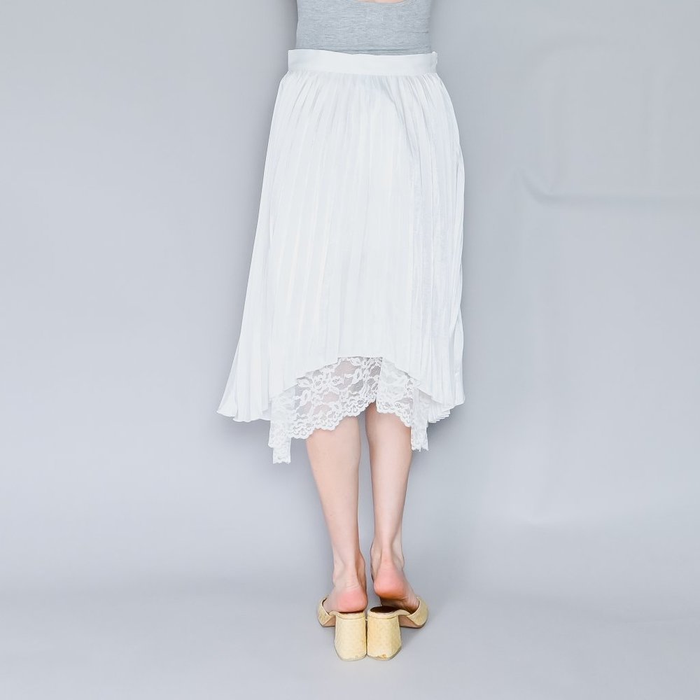 CALVIN LUO Lace Hem White Satin Pleated Skirt NWT L - Picture 5 of 7